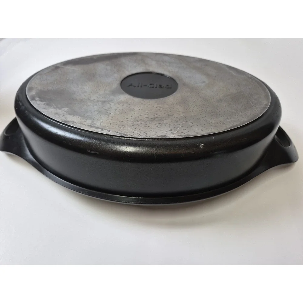 All Clad Oval Non Stick Casserole Good Used Condition‎